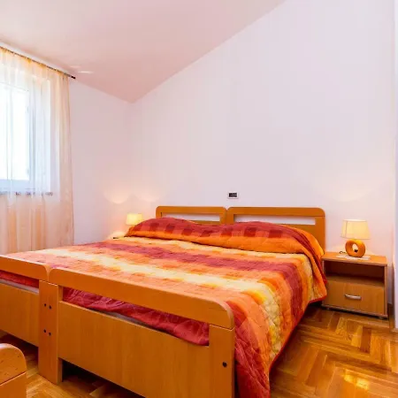 App Nela Apartment Valtura